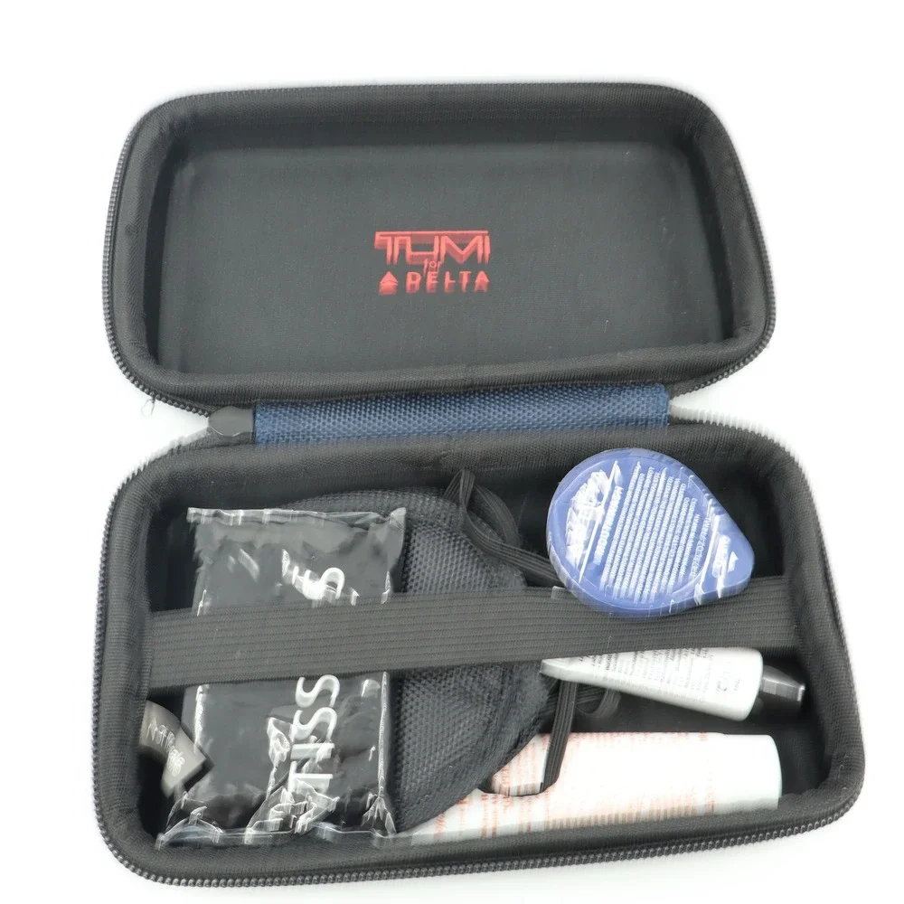 Tumi Delta Airlines Amenity Kit Navy Blue Hardshell Case‎ Kiehls Skincare Set